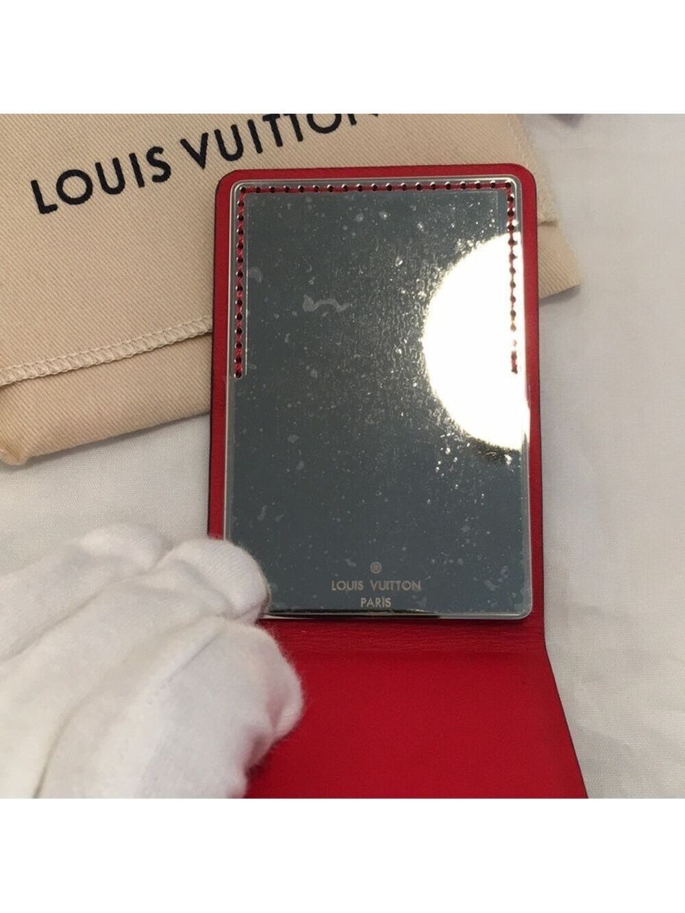 AUTHENTIC Louis Vuitton Kabuki mirror - Picture 4 of 7